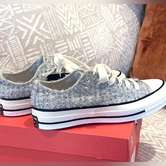 Converse Women's Size 8 Chuck 70 Metallic Tweed Oxford Sneakers - Picture 3 of 9